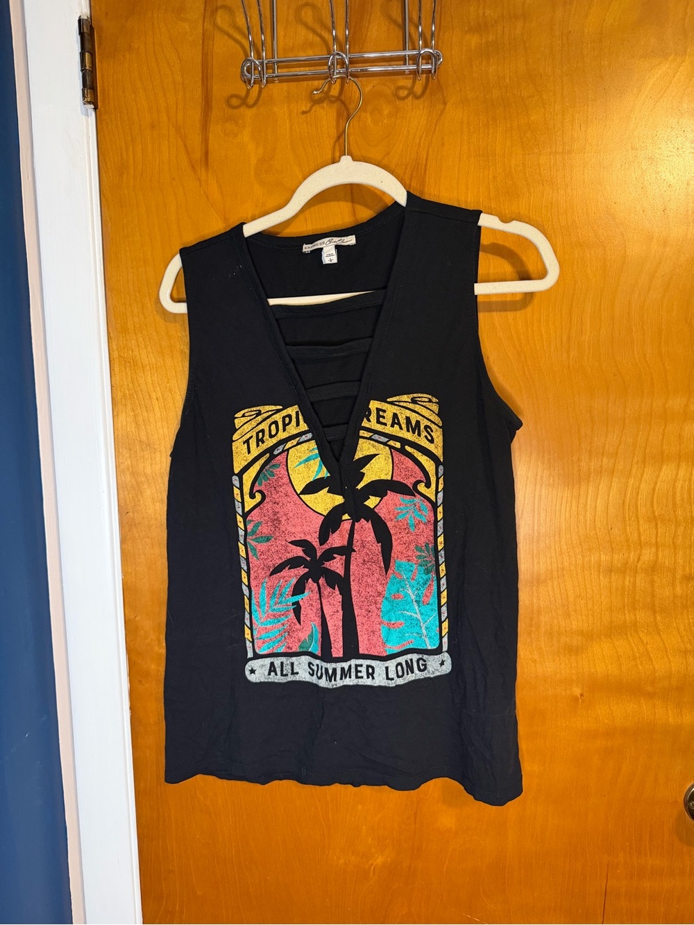 Express Black Graphic V-Neck Tank with Tropical Print